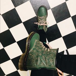 Dr. Martens LIMITED EDITION Shamrock 1460s